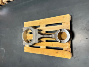 W34DF Connecting rod - 1